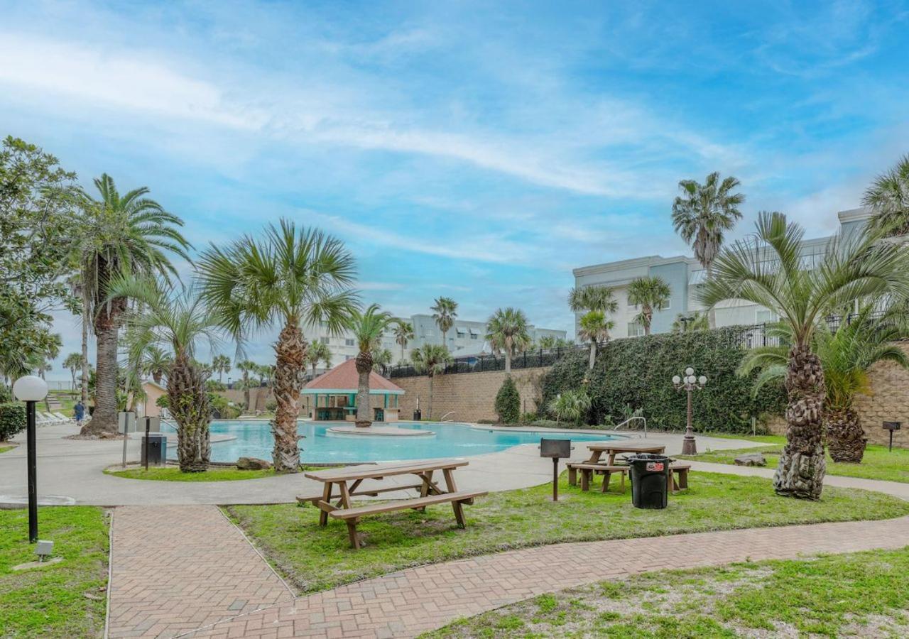 Ocean View Luxury Steps To Beach Galveston Exterior foto